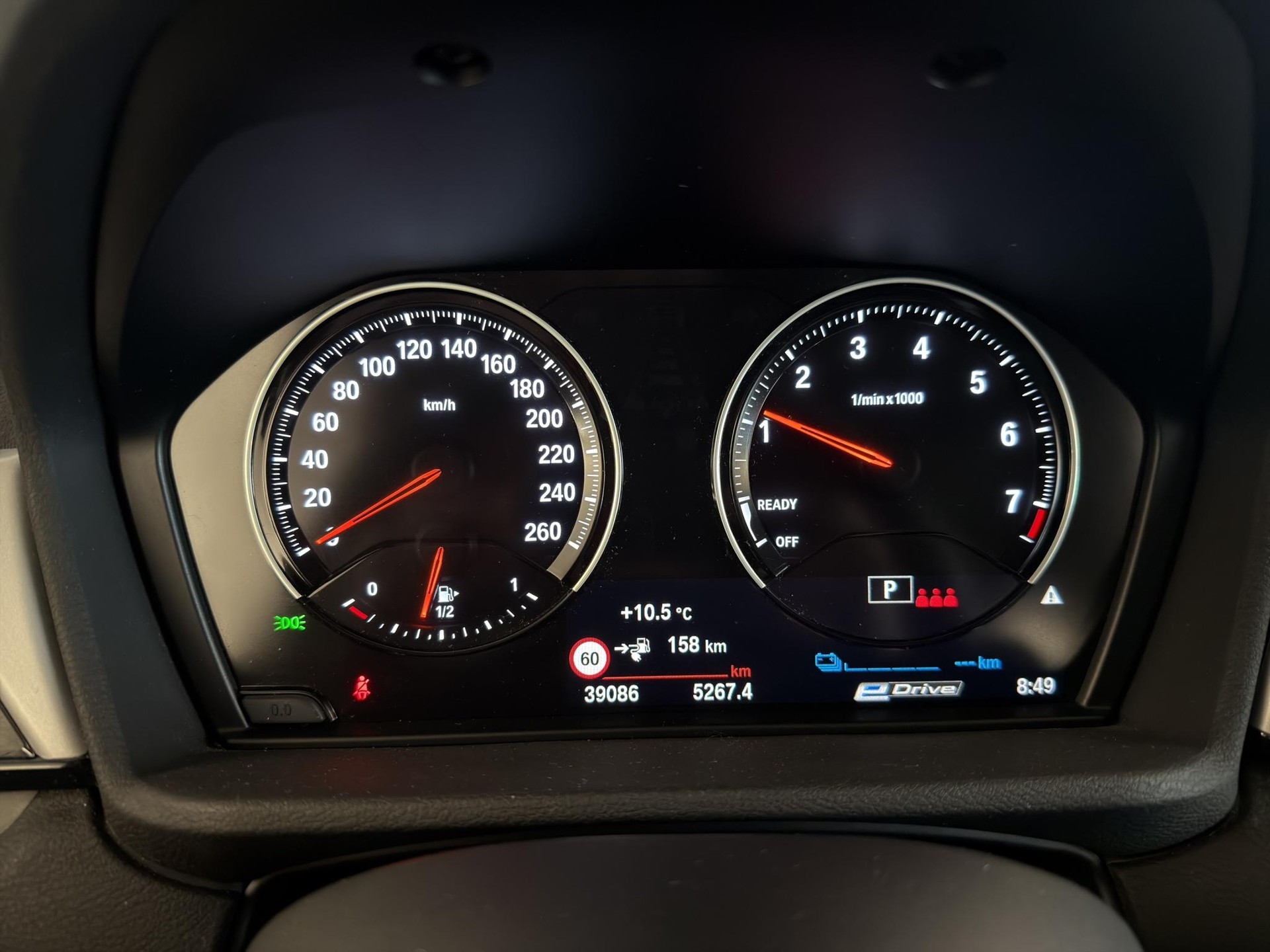 BMW X1 xDrive25e-image-16