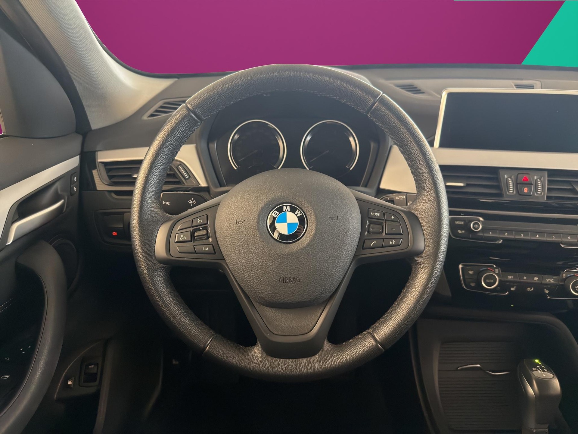 BMW X1 xDrive25e-image-13
