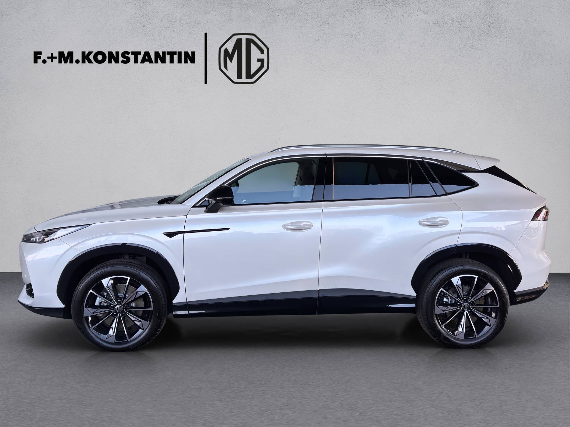 MG HS 1.5 Hybrid Luxury-image-0