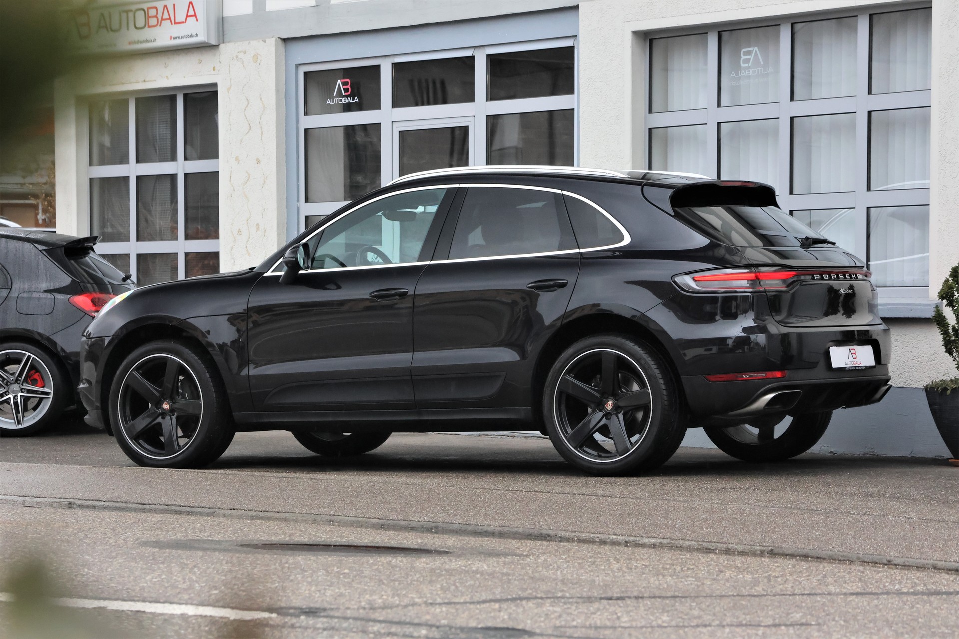 PORSCHE Macan PDK (CH)-image-4