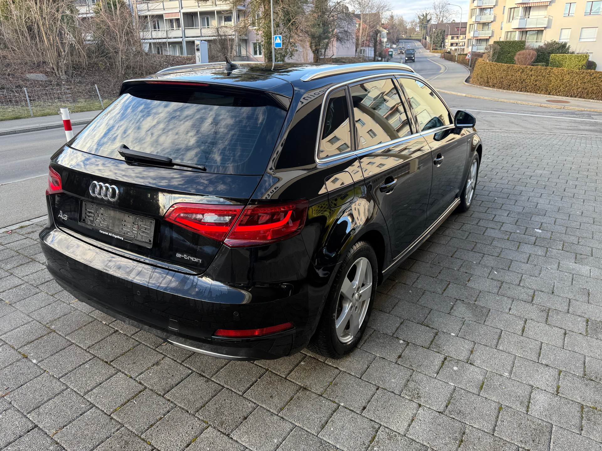 AUDI A3 Sportback 1.4 e-tron Ambition S-tronic-image-11