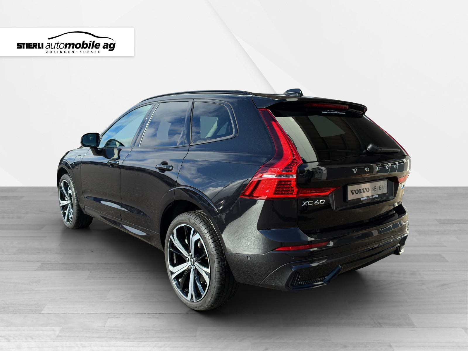 VOLVO XC60 2.0 T6 TE XCENTRIC eAWD-image-6