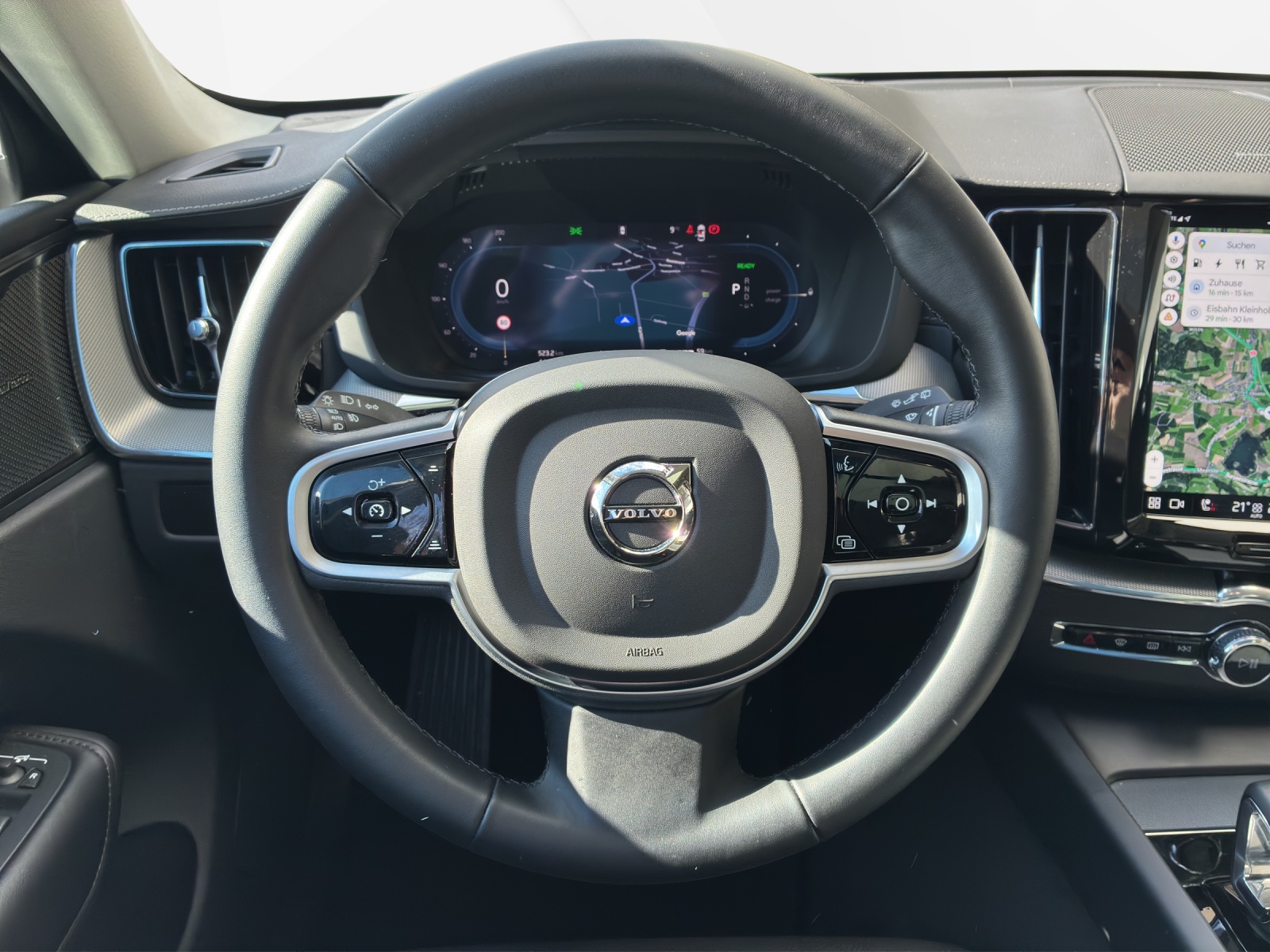 VOLVO XC60 2.0 T6 TE XCENTRIC eAWD-image-11