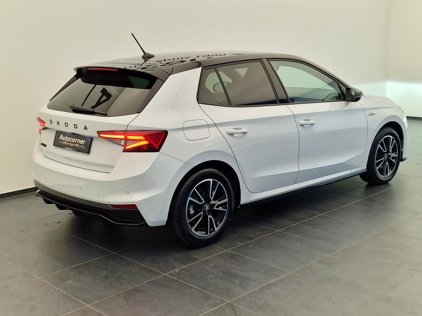 SKODA Fabia 1.0 TSI Monte Carlo-image-6