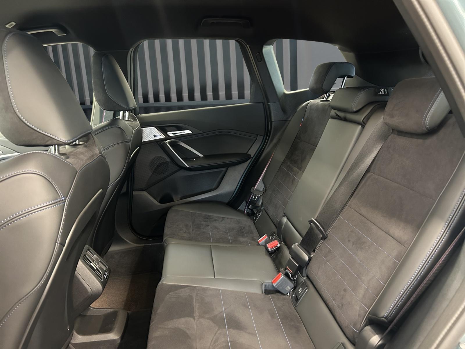 BMW X1 20i sDrive M Sportpaket Pro-image-19