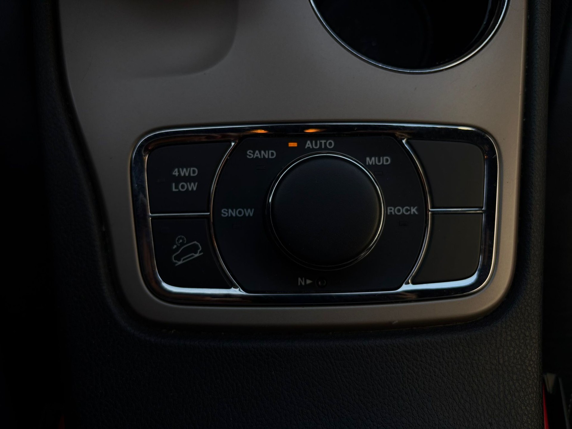 JEEP Grand Cherokee 3.0 CRD Limited Automatic-image-16