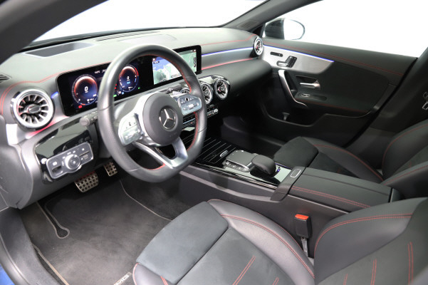 MERCEDES-BENZ CLA SB 250 e AMG Line-image-7