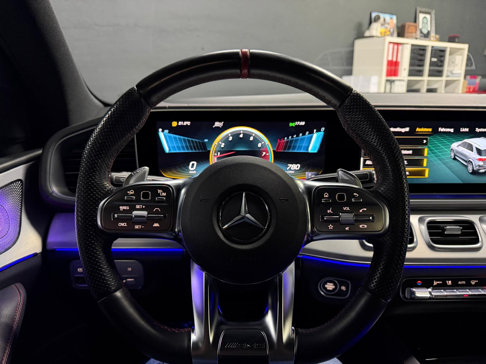 MERCEDES-BENZ GLE 53 AMG 4Matic+ (GLE63 AMG Bodykit) Limited All Black Performance 9G-Speedshift-image-11