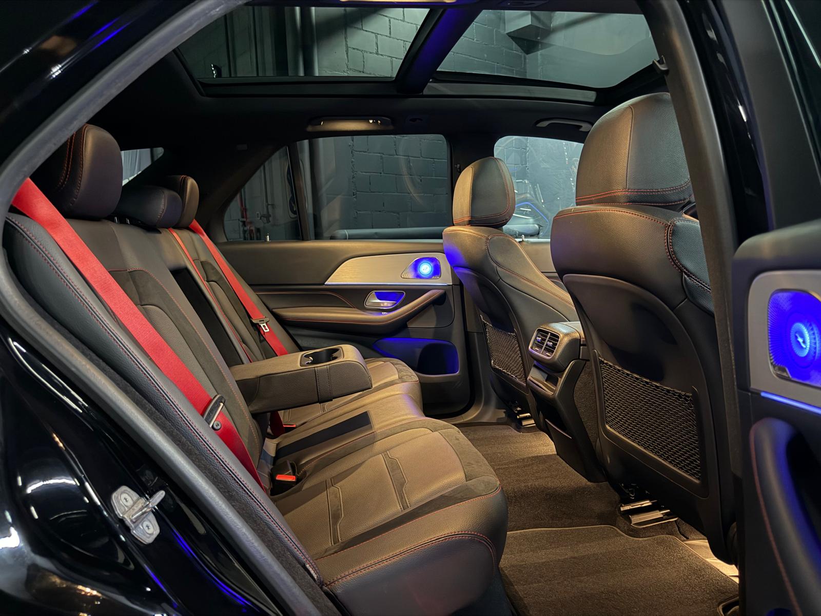 MERCEDES-BENZ GLE 53 AMG 4Matic+ (GLE63 AMG Bodykit) Limited All Black Performance 9G-Speedshift-image-16