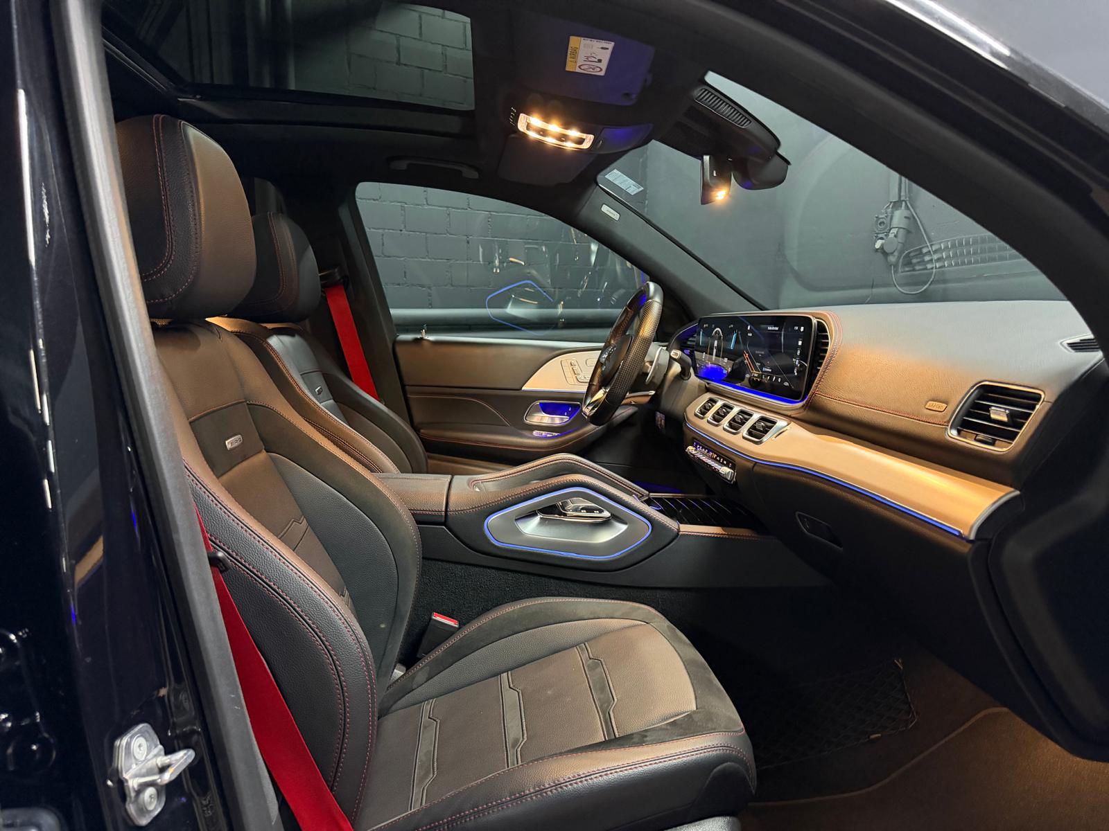 MERCEDES-BENZ GLE 53 AMG 4Matic+ (GLE63 AMG Bodykit) Limited All Black Performance 9G-Speedshift-image-15