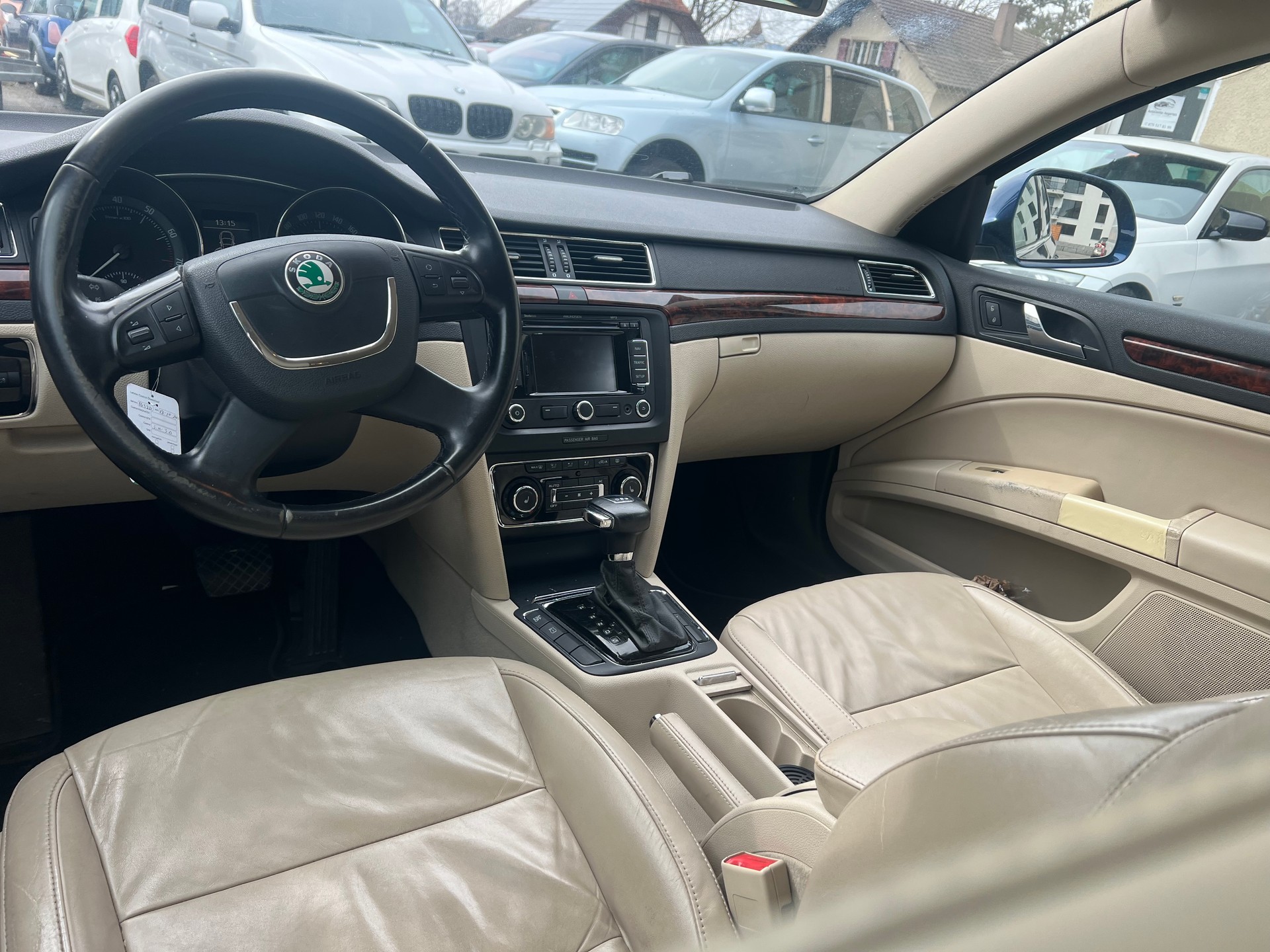 SKODA Superb 1.8 TSI Comfort DSG-image-7