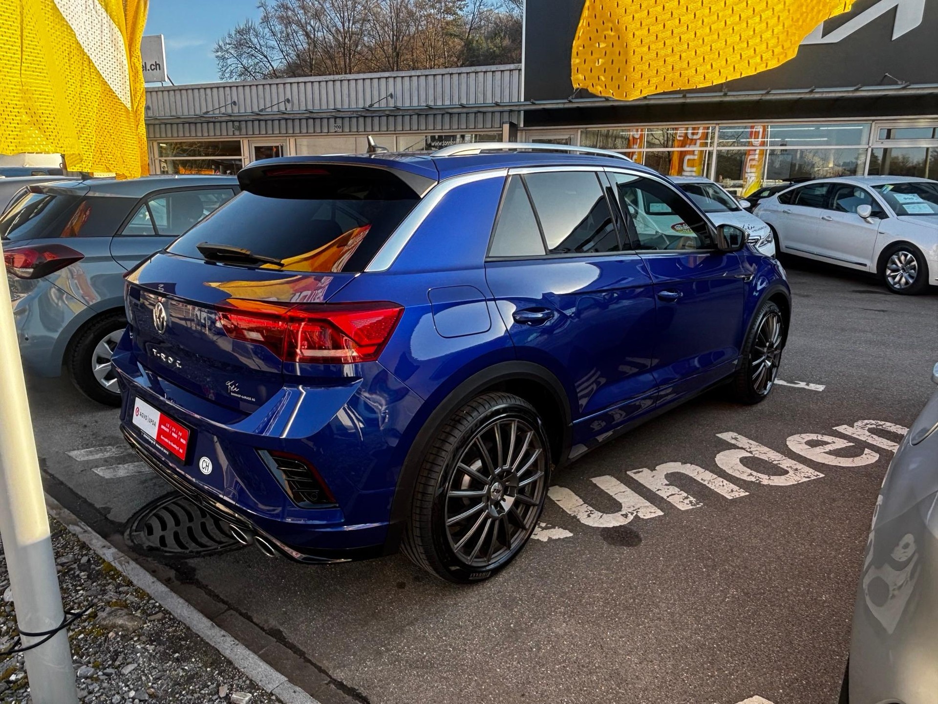 VW T-Roc 2.0 TSI R-Line DSG 4motion-image-3