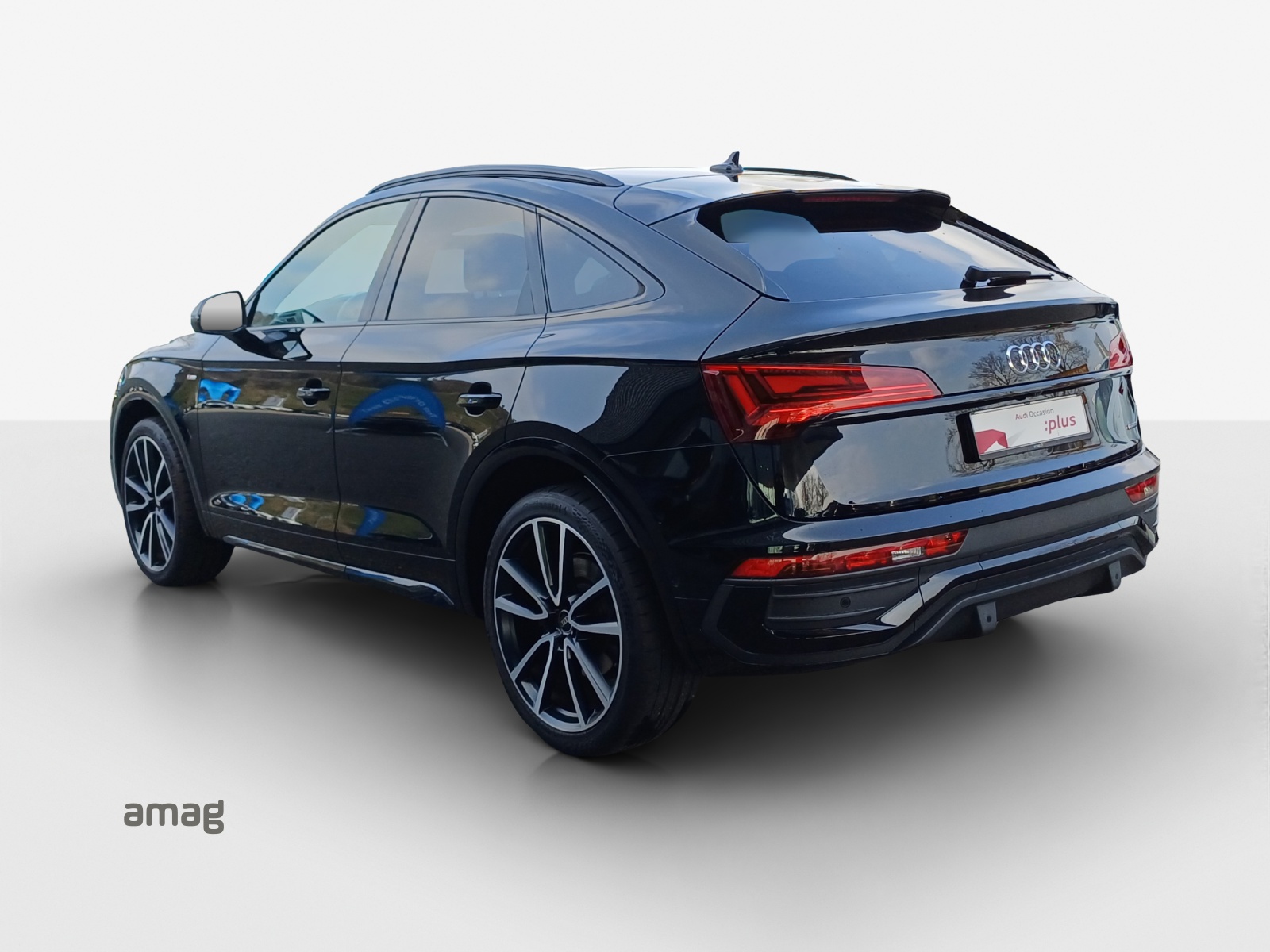 AUDI Q5 Sportback 45 TFSI S line quattro S-tronic-image-2