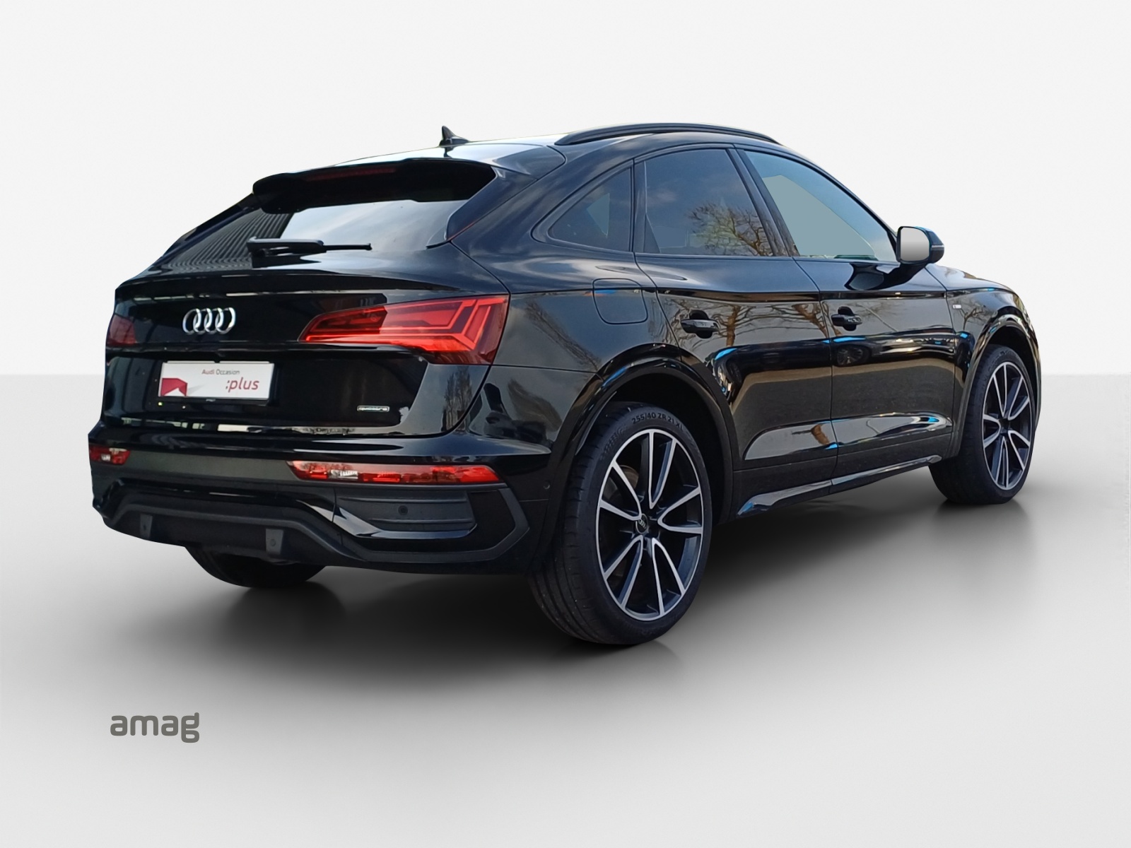 AUDI Q5 Sportback 45 TFSI S line quattro S-tronic-image-4
