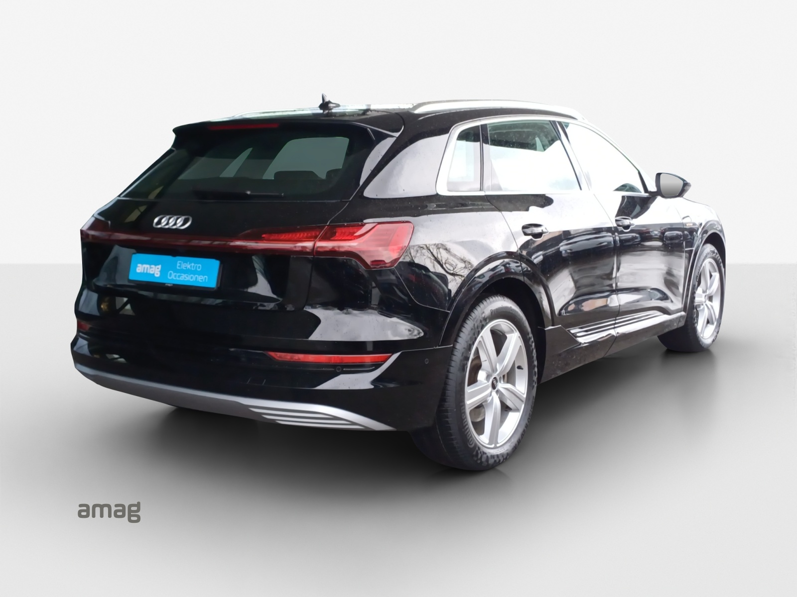 AUDI e-tron 55 Advanced quattro-image-5