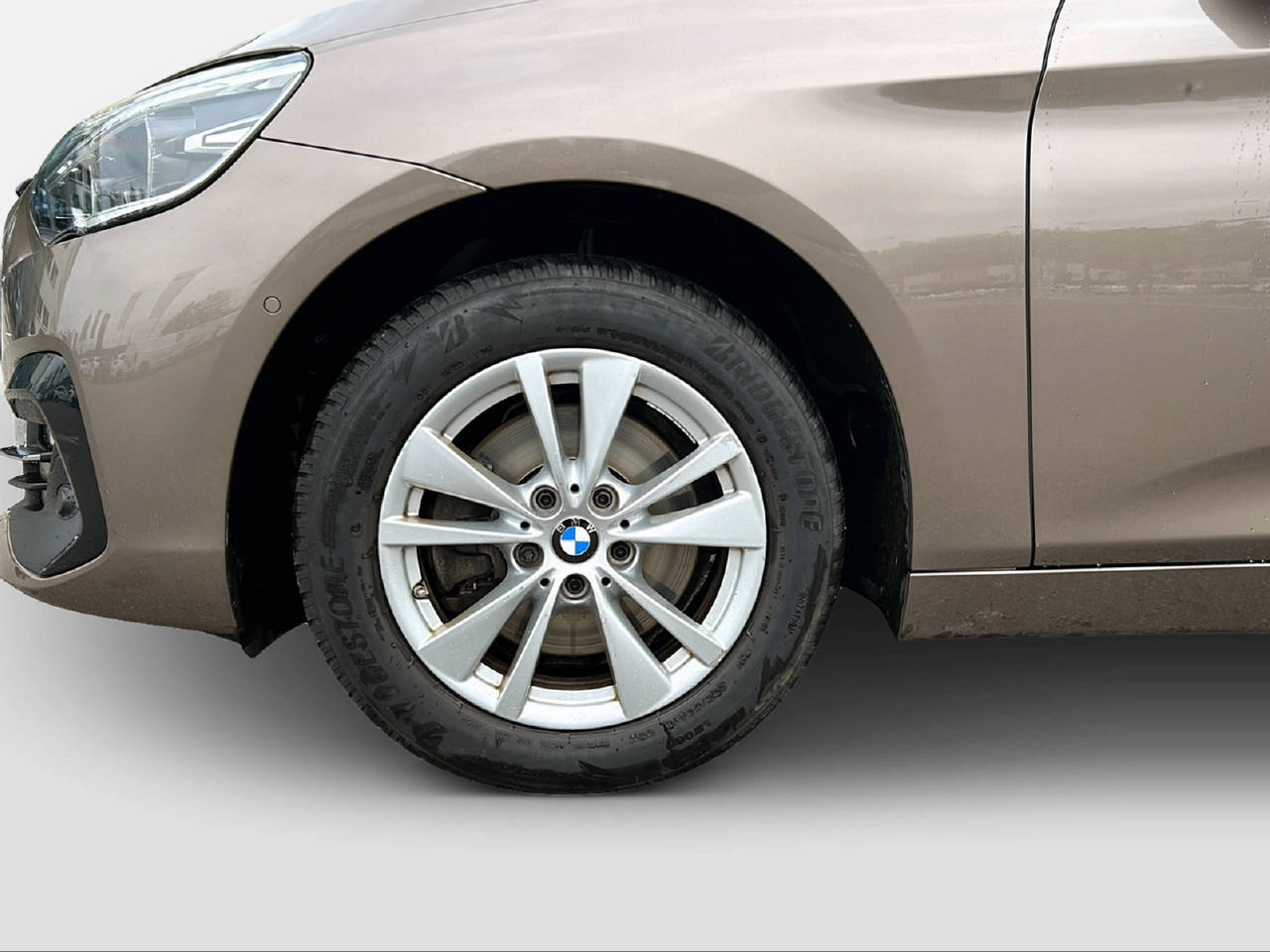 BMW 220d xDrive SAG Active Tourer-image-9