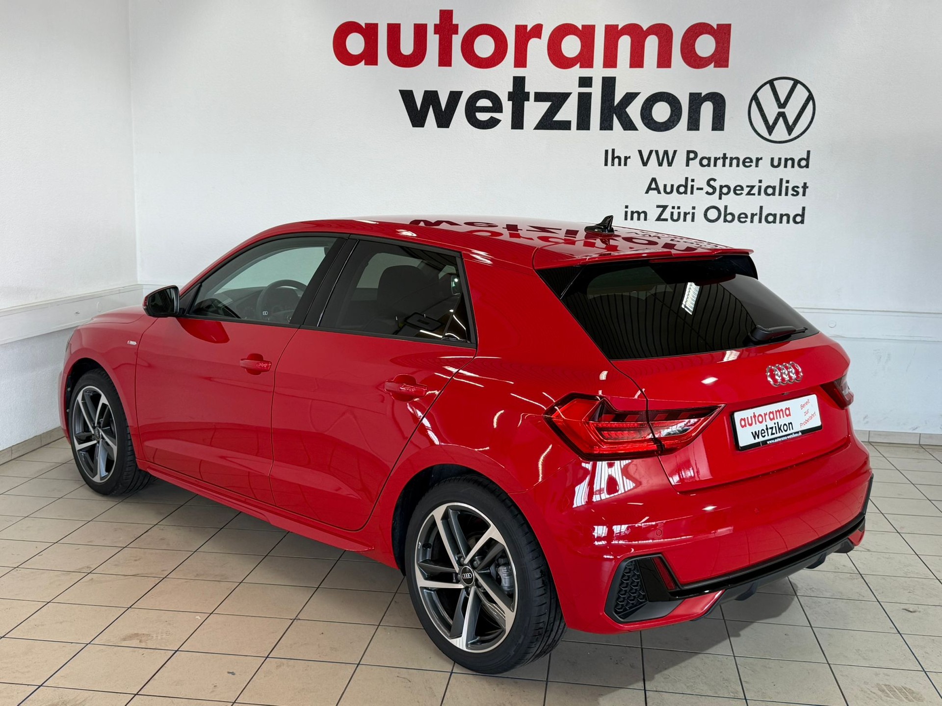AUDI A1 Sportback 35 TFSI S Line S-tronic-image-2