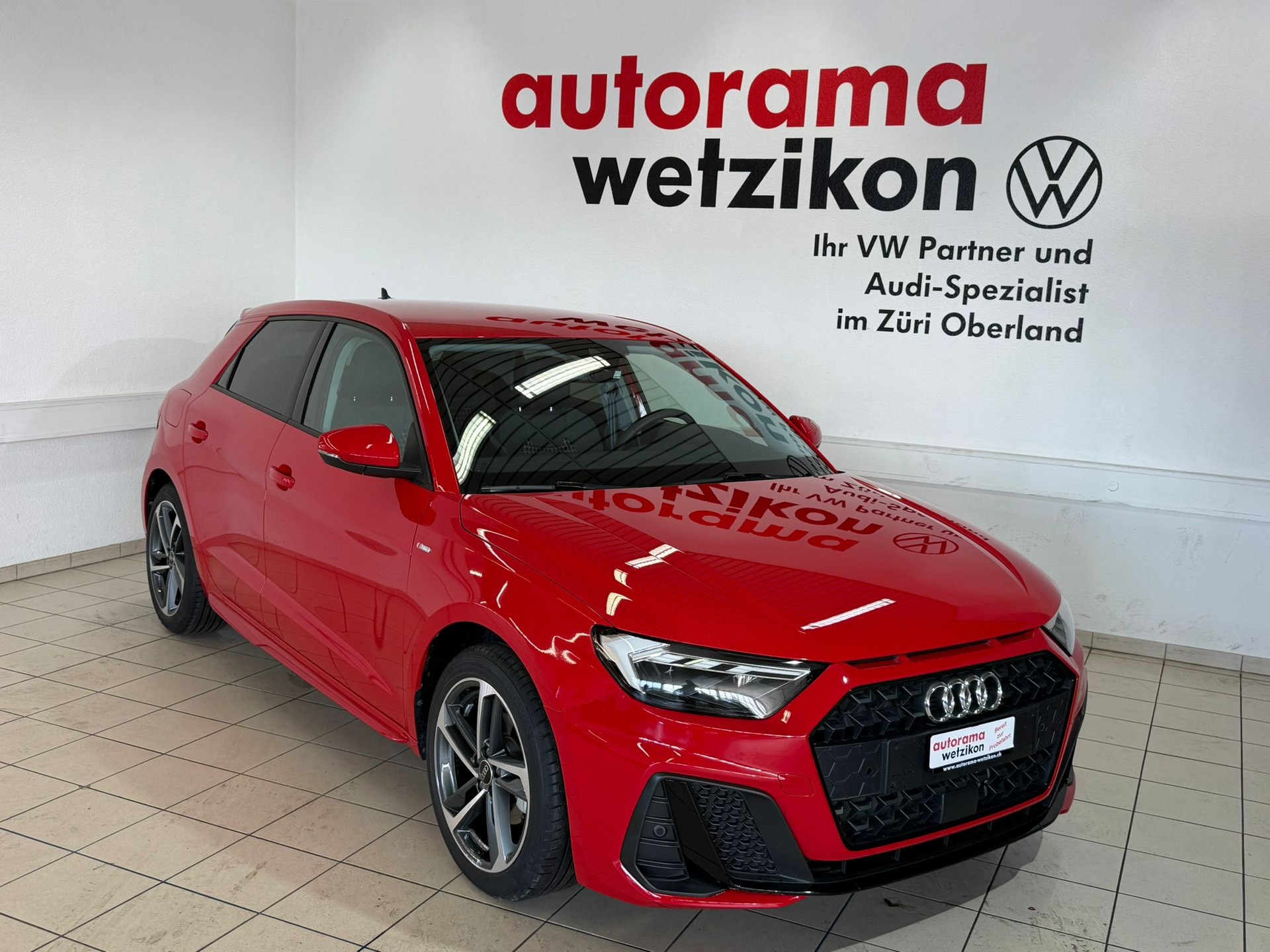 AUDI A1 Sportback 35 TFSI S Line S-tronic-image-1