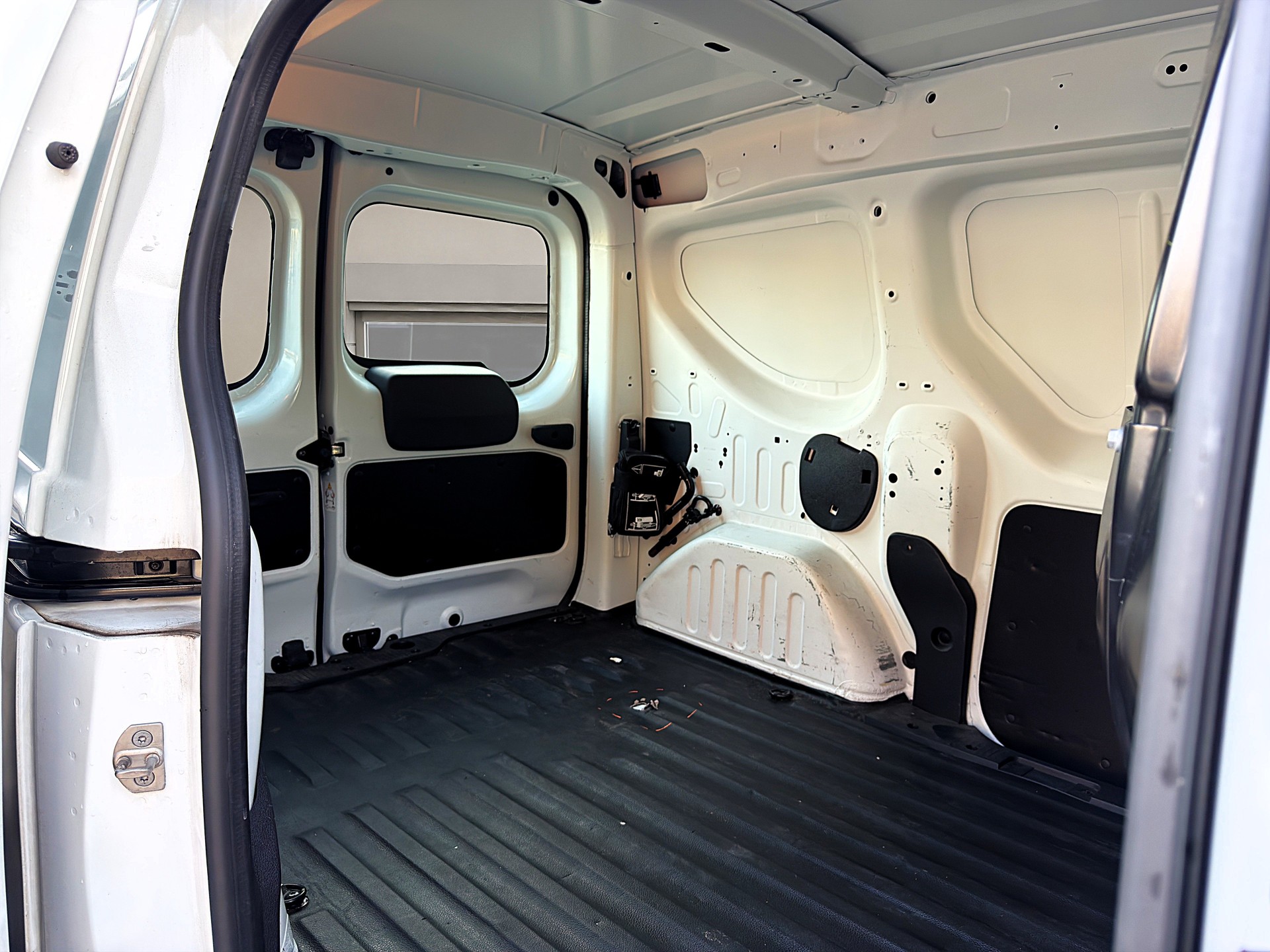 RENAULT Express 1.5 Blue dCi 95 Advance-image-12