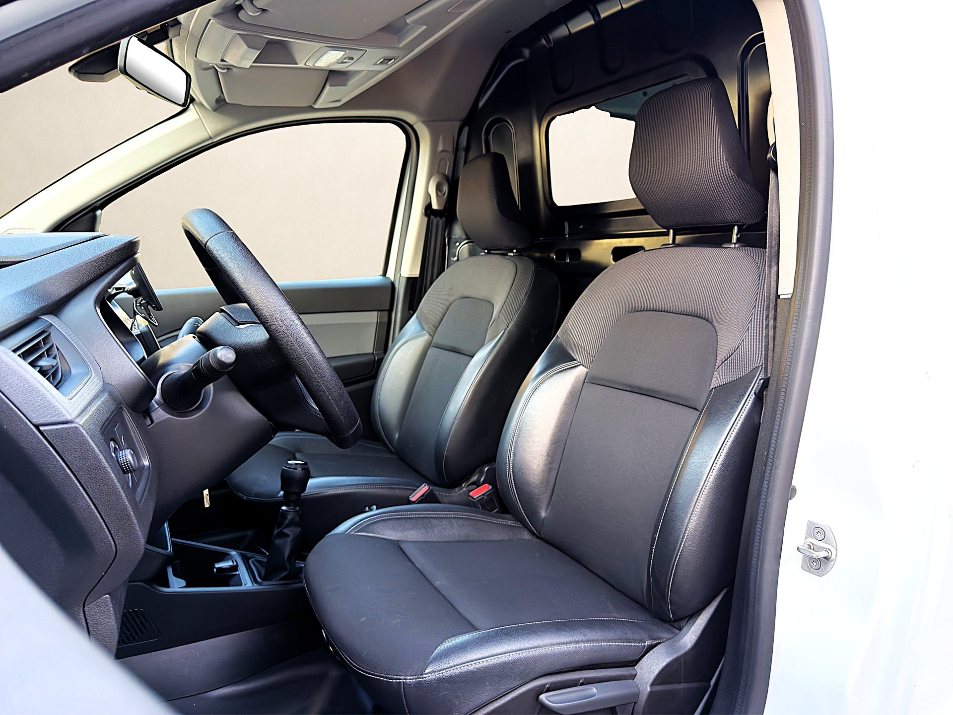 RENAULT Express 1.5 Blue dCi 95 Advance-image-8