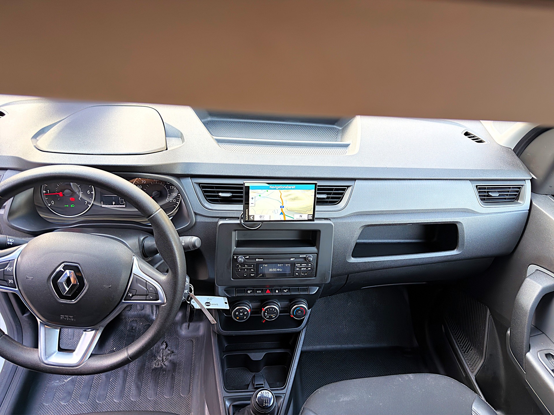 RENAULT Express 1.5 Blue dCi 95 Advance-image-7