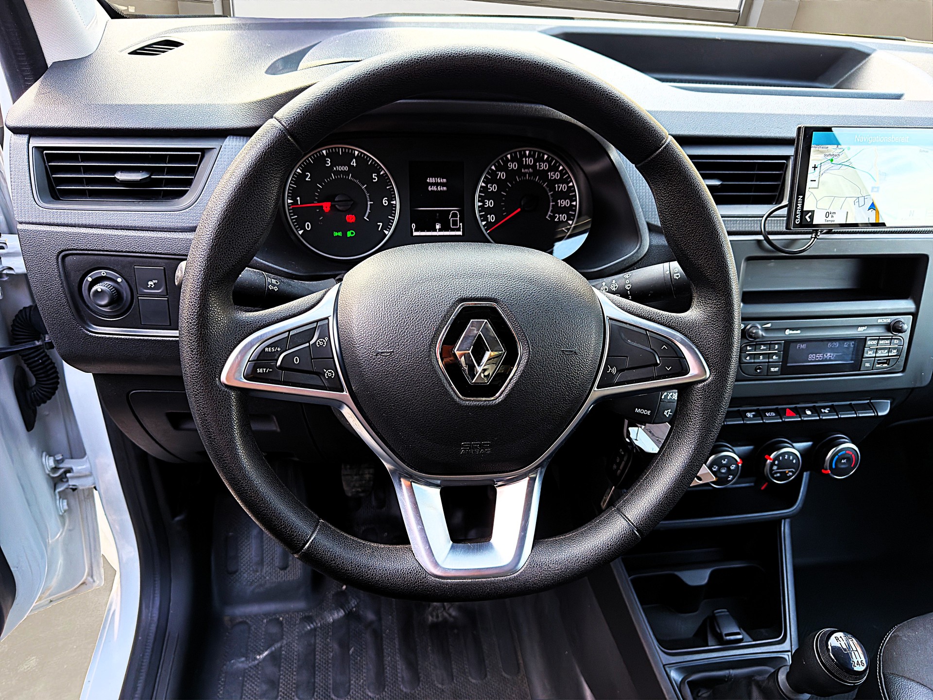 RENAULT Express 1.5 Blue dCi 95 Advance-image-11