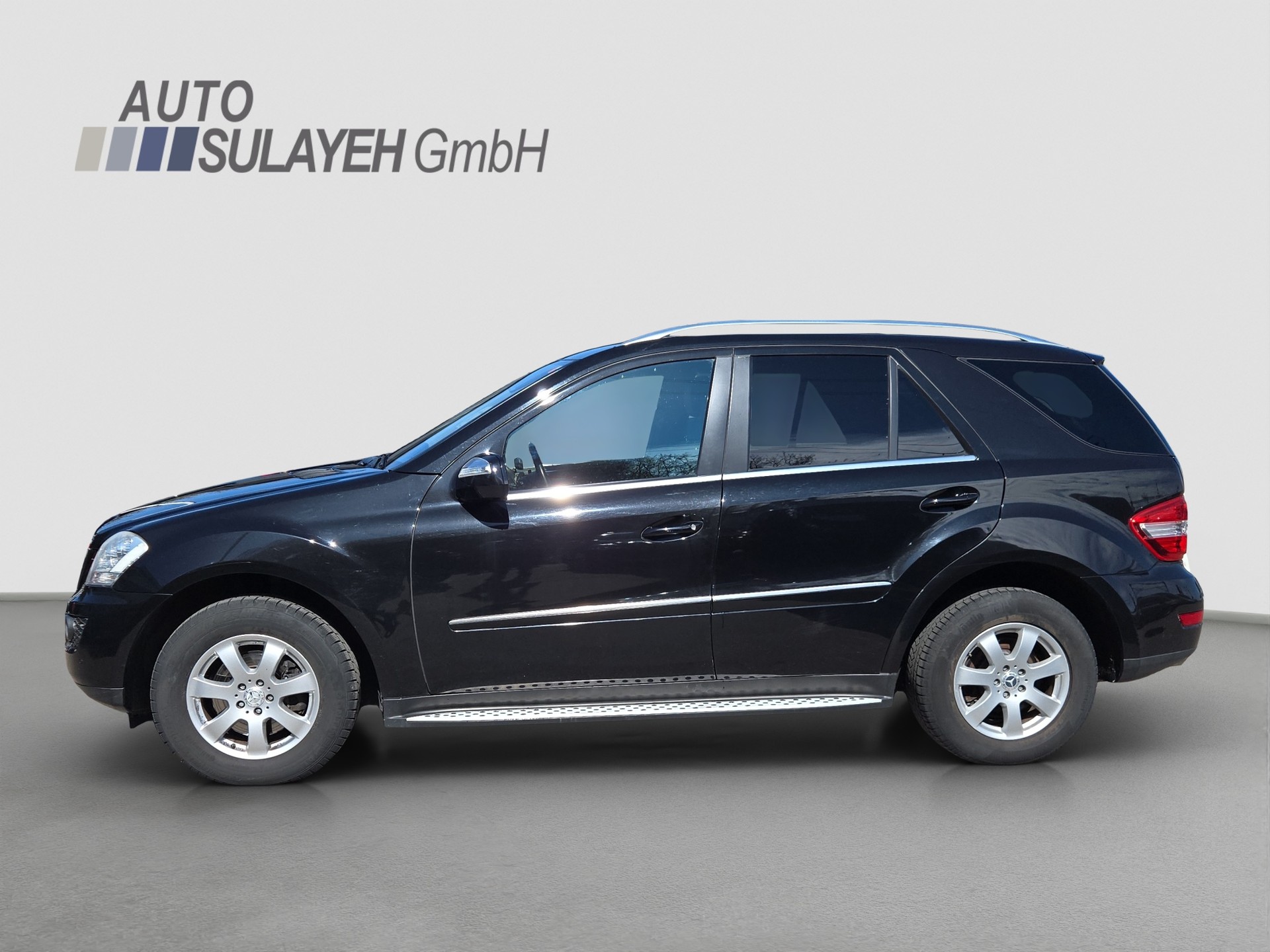 MERCEDES-BENZ ML 300 CDI Blue Eff. My Star 4Matic 7G-Tronic-image-16
