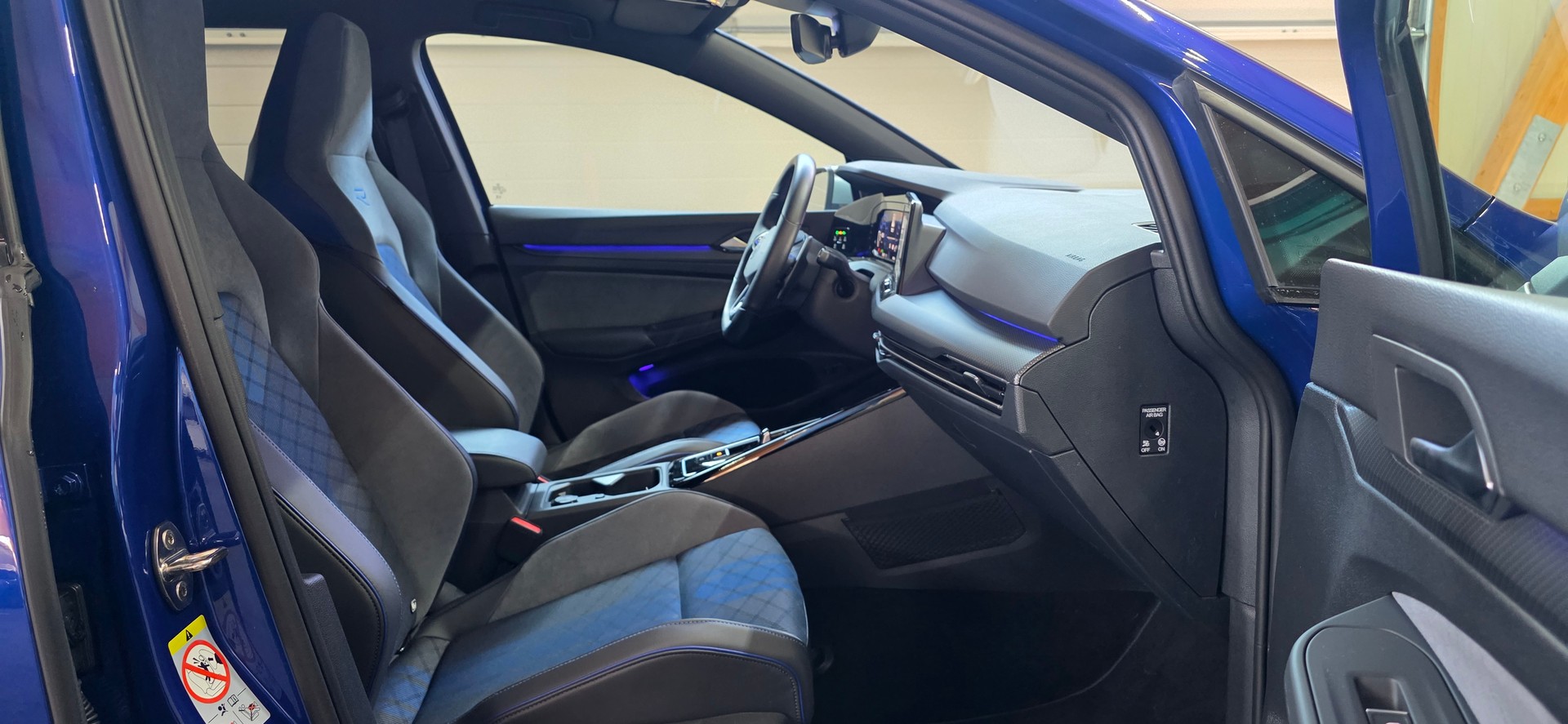 VW Golf Variant 2.0 TSI R DSG 4Motion *ACC*LaneAssist*Lenkrad- und Sitzheizung*Ambientebeleuchtung*Carplay/AndroidAuto*-image-23