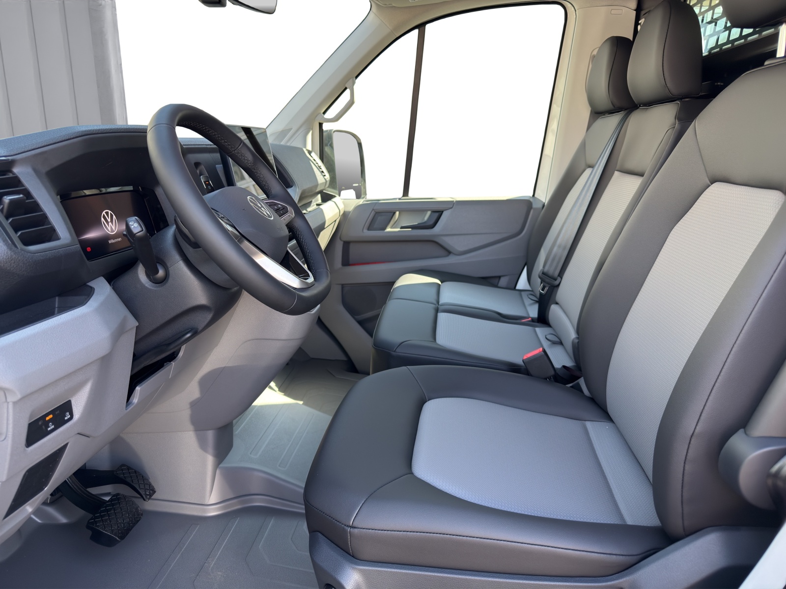 VW Crafter 35 2.0 BiTDI L3 HD A-image-9