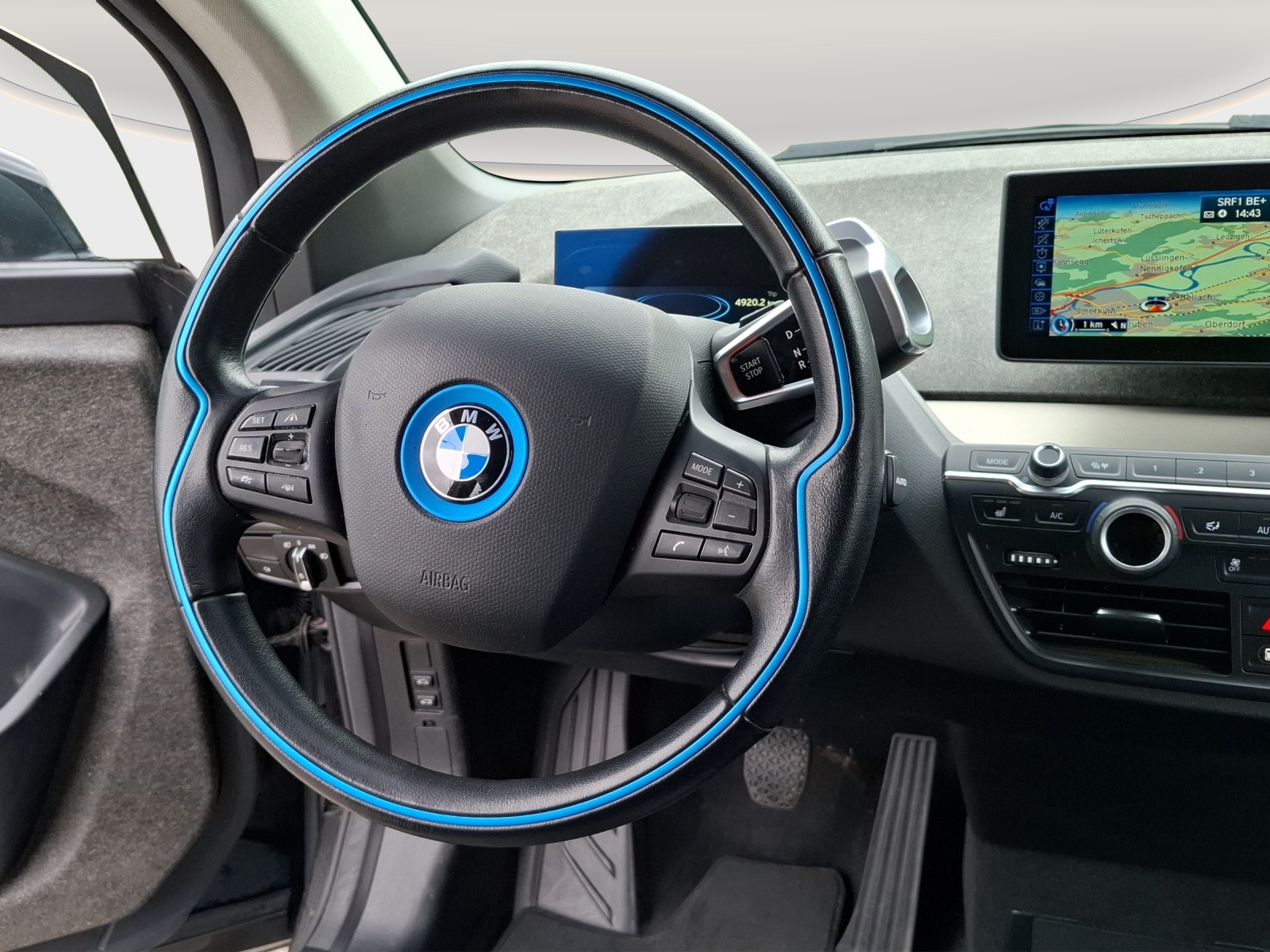 BMW i3 (94Ah)-image-15