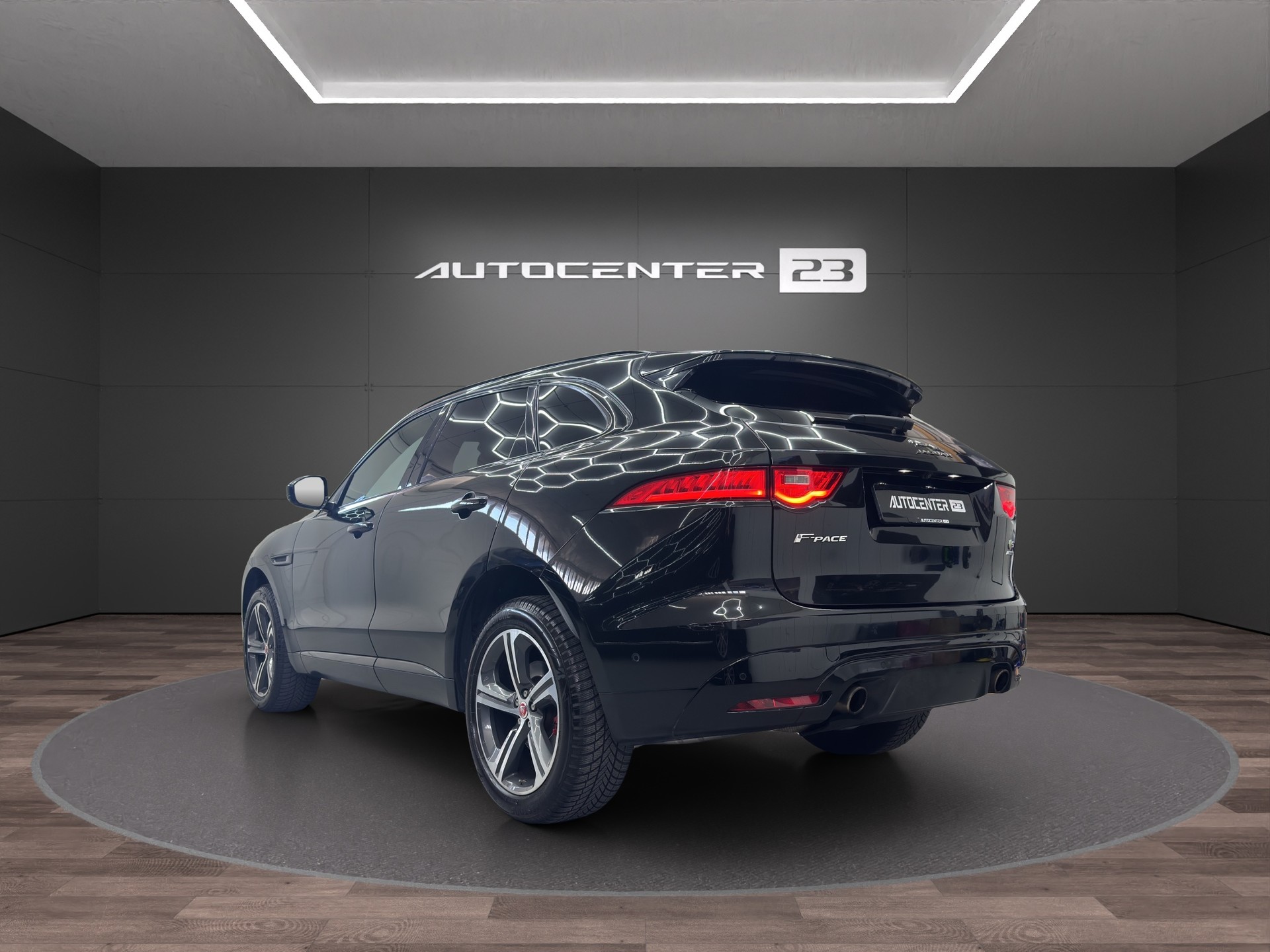 JAGUAR F-Pace 3.0 V6 S AWD Automatik-image-2
