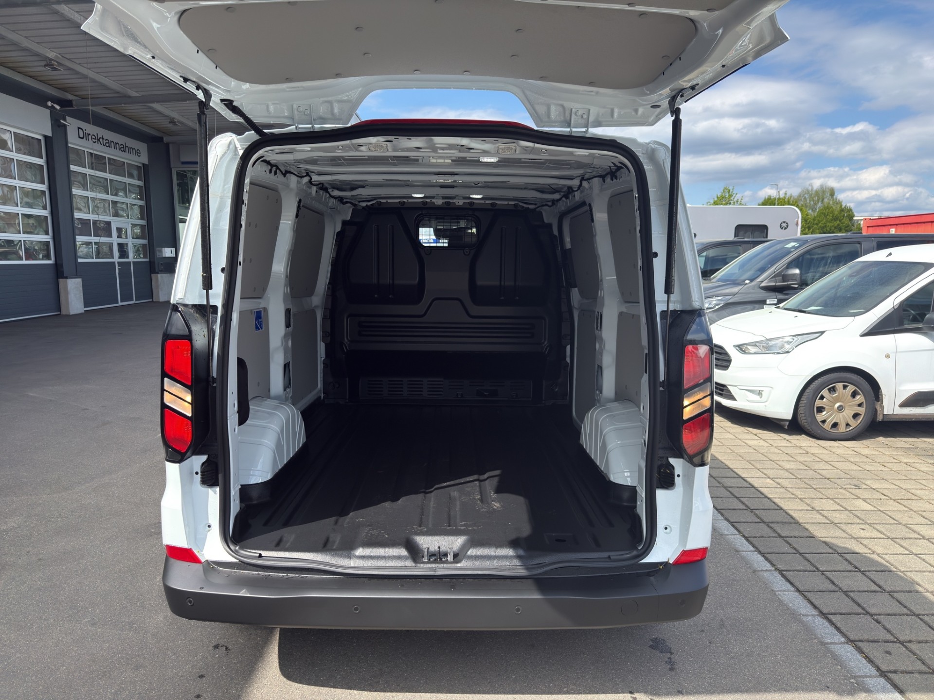 FORD Transit C Van 280 L1 2.0 EcoBlue 110 Trend-image-12