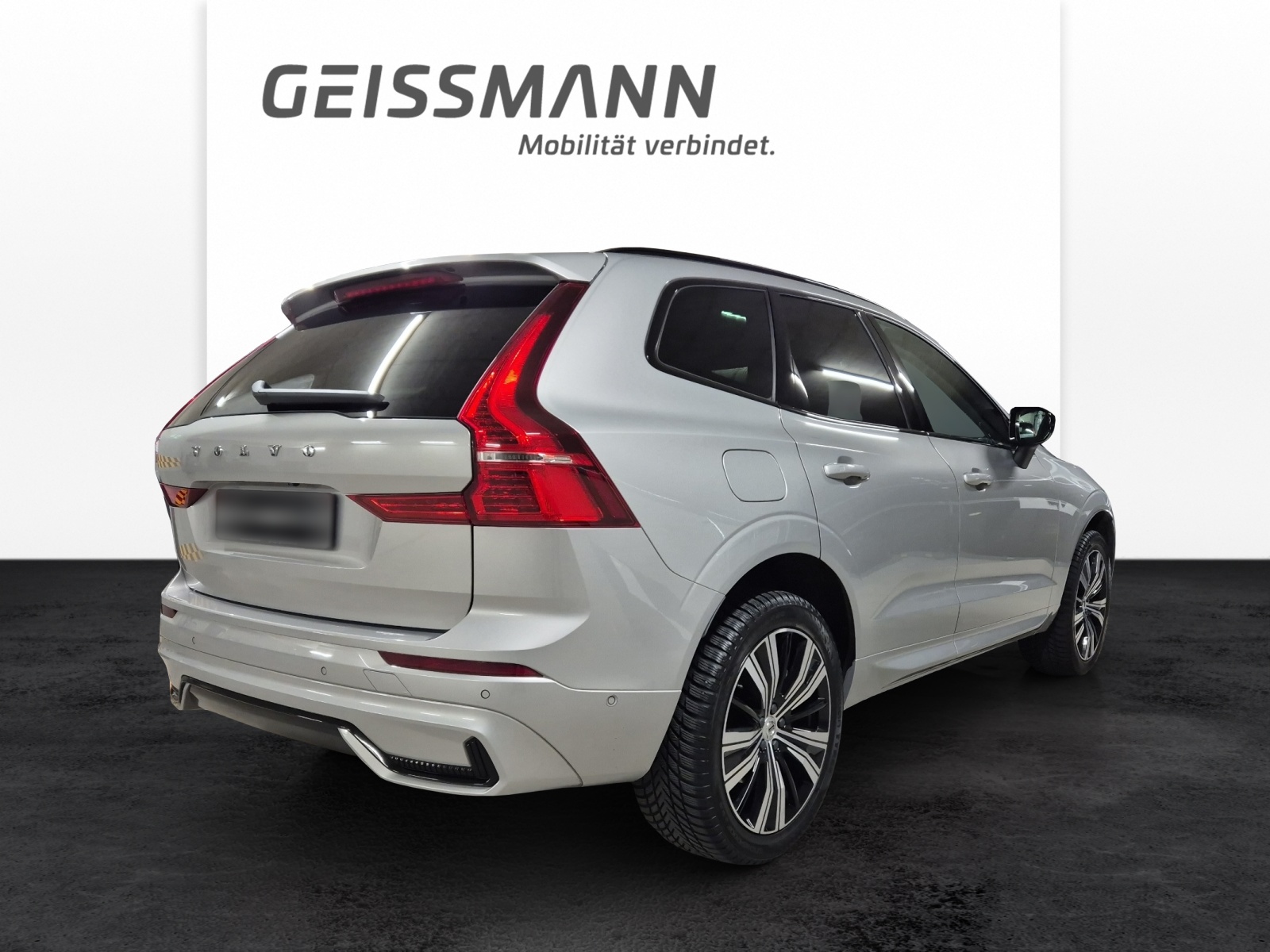 VOLVO XC60 2.0 T6 TE Ultra Dark eAWD-image-6