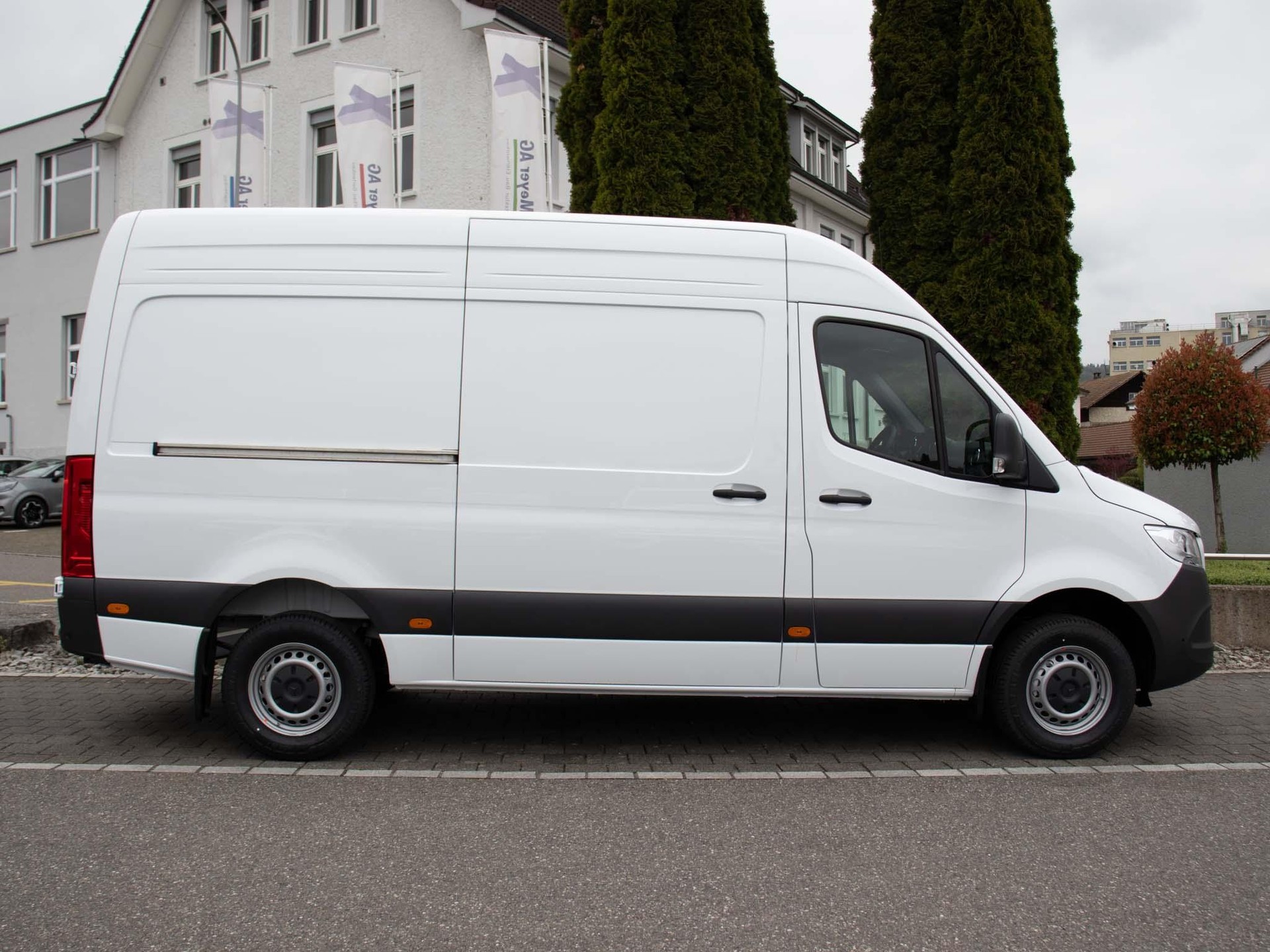 MERCEDES-BENZ Sprinter 317 CDI Kasten PRO Hochdach Standard-image-4