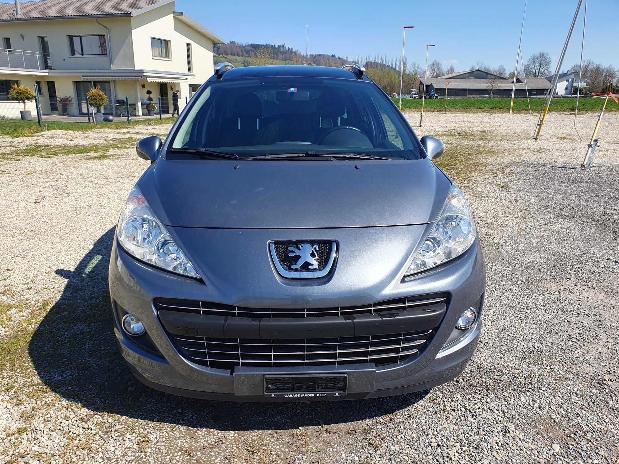 Car photo