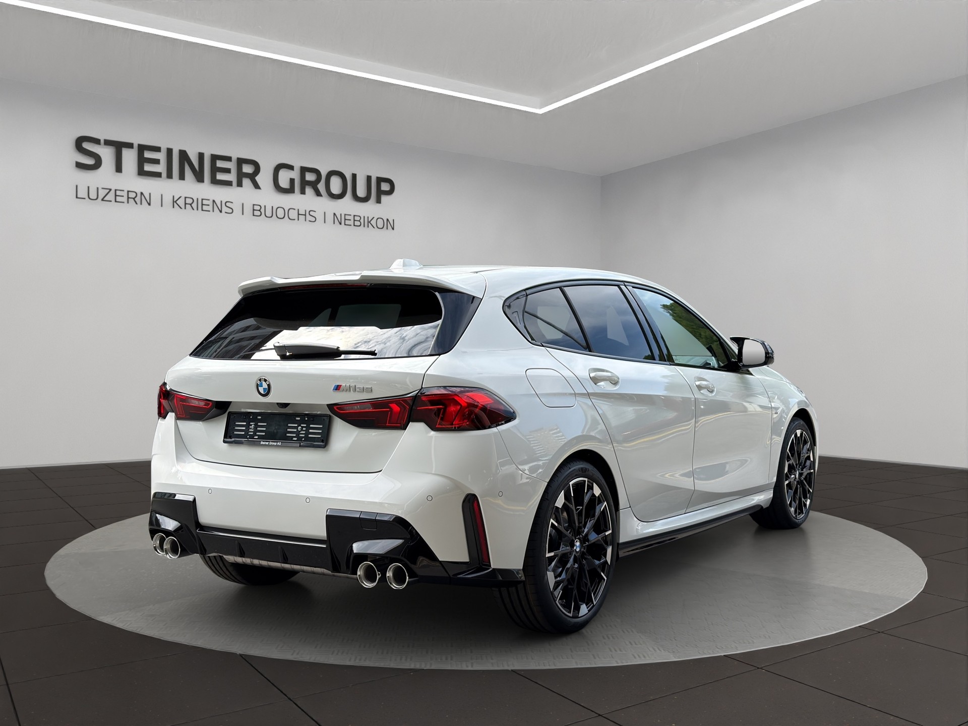 BMW M135 xDrive-image-4