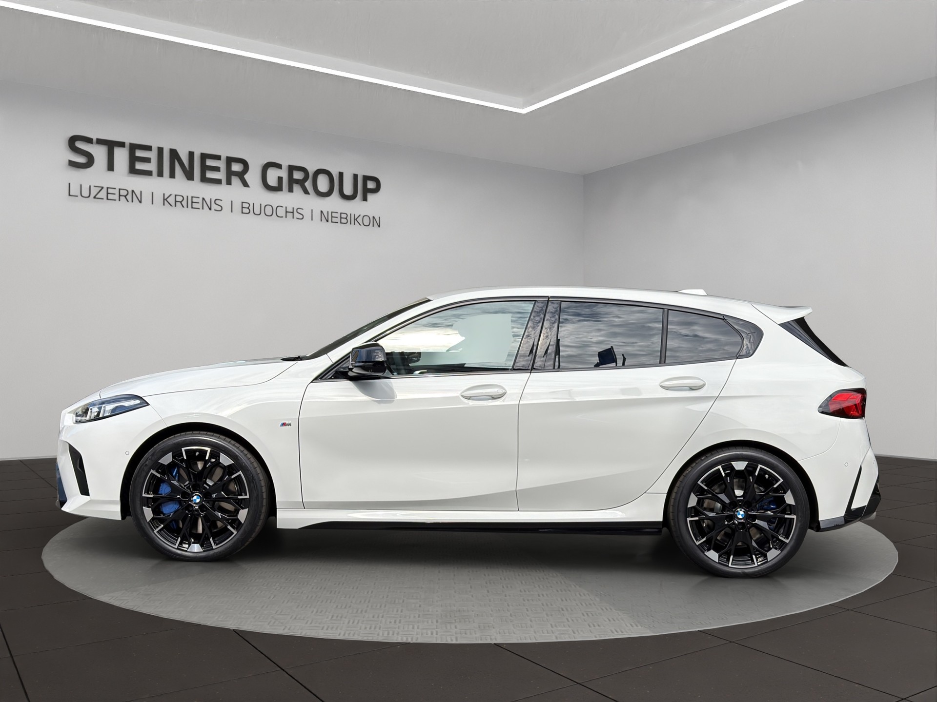 BMW M135 xDrive-image-7