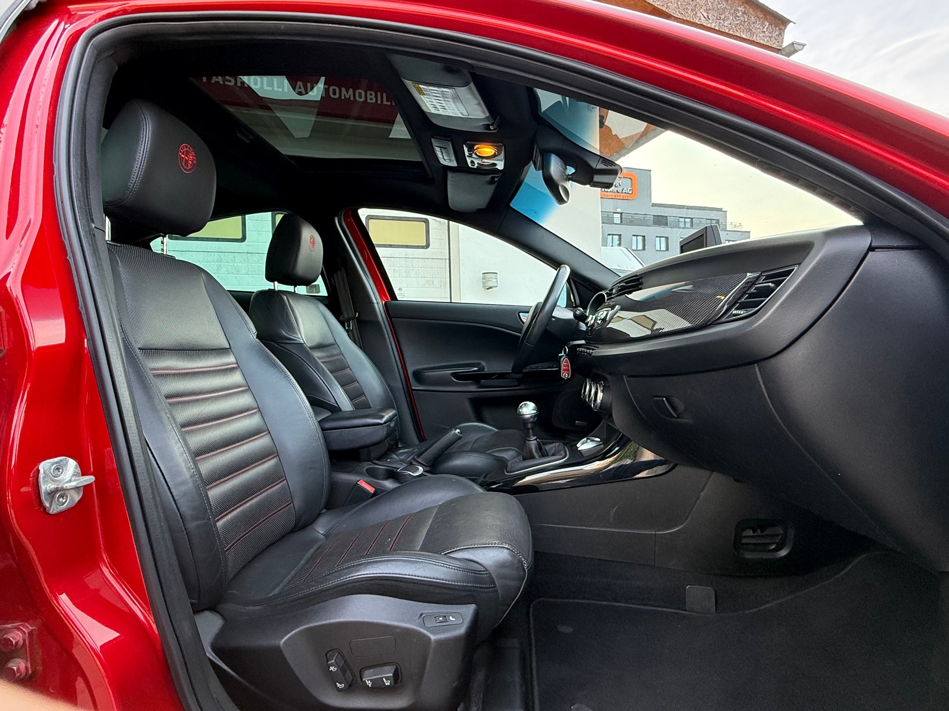 ALFA ROMEO Giulietta 1750 TBi Quadrifoglio Verde-image-8