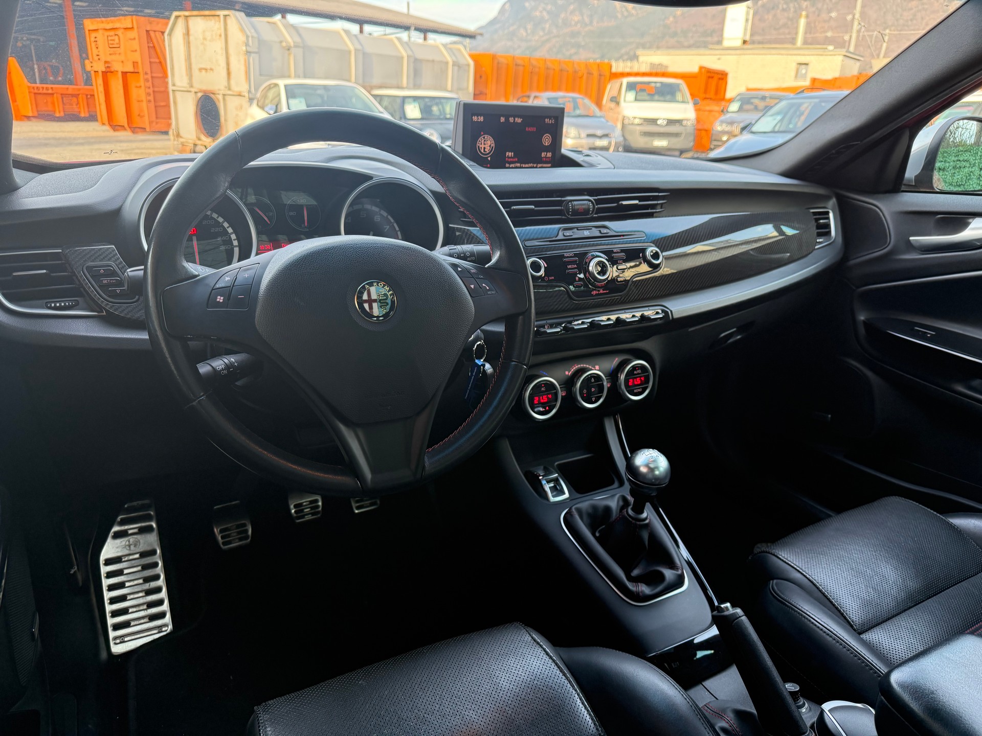 ALFA ROMEO Giulietta 1750 TBi Quadrifoglio Verde-image-12