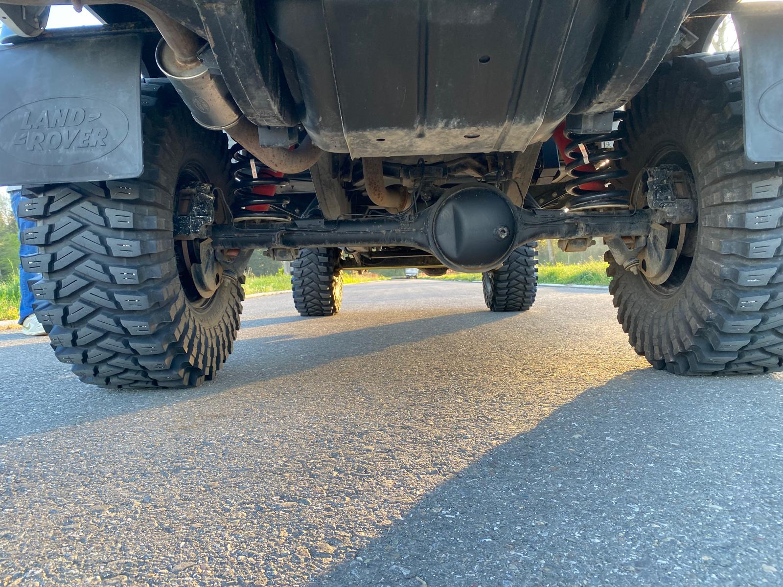 LAND ROVER Defender 130 2.5Td5 DoubleCab-image-9
