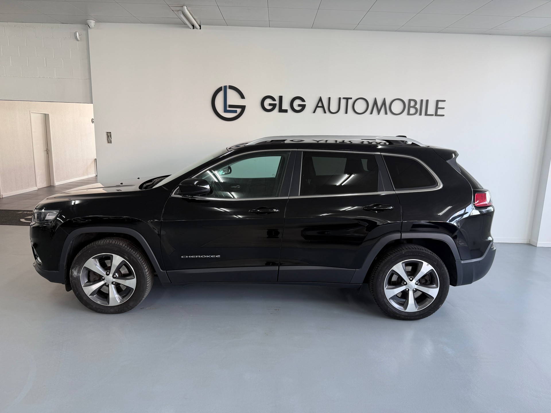 JEEP Cherokee 2.0 Limited AWD Drive I 9ATX-showroom-element-1