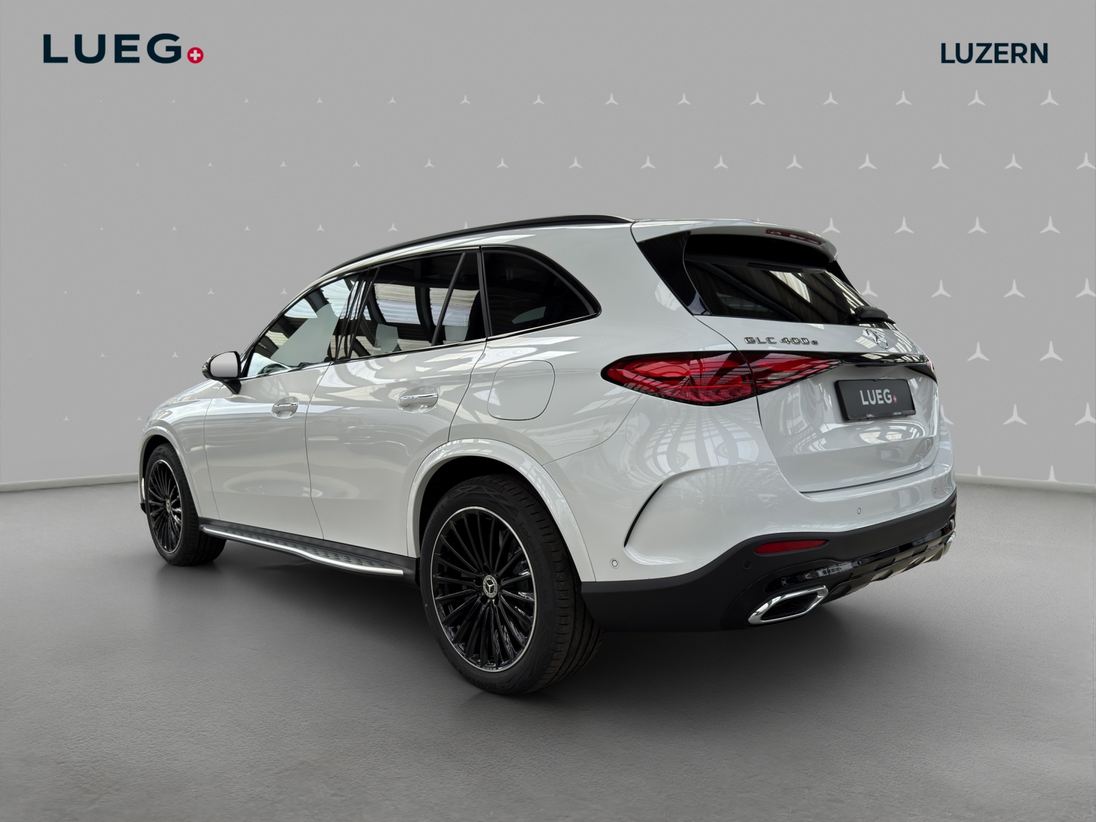 MERCEDES-BENZ GLC 400 e 4Matic EQ Star 9G-Tronic-image-2