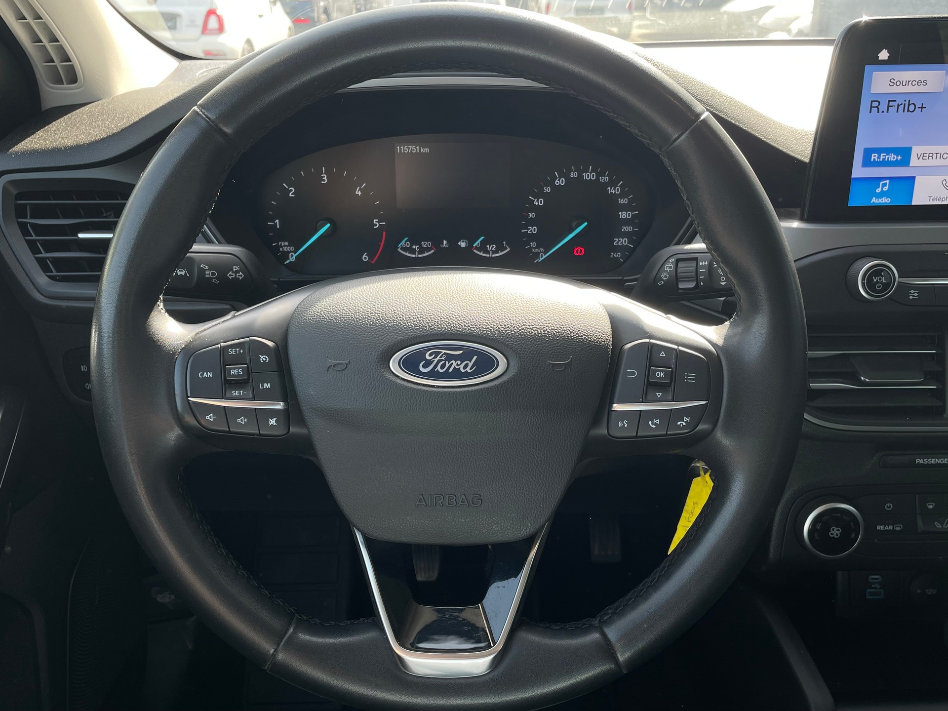 FORD Focus 1.5 TDCi Cool Connect-image-7