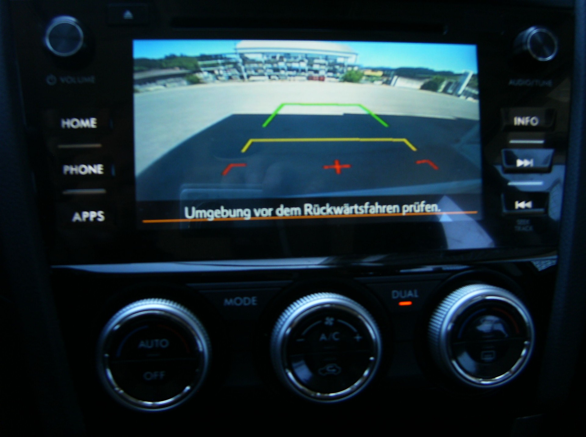 SUBARU Forester 2.0i Swiss-image-9