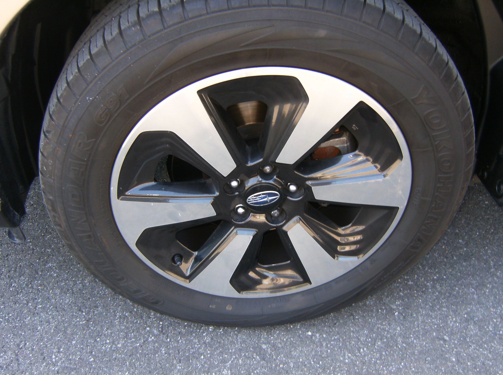SUBARU Forester 2.0i Swiss-image-11