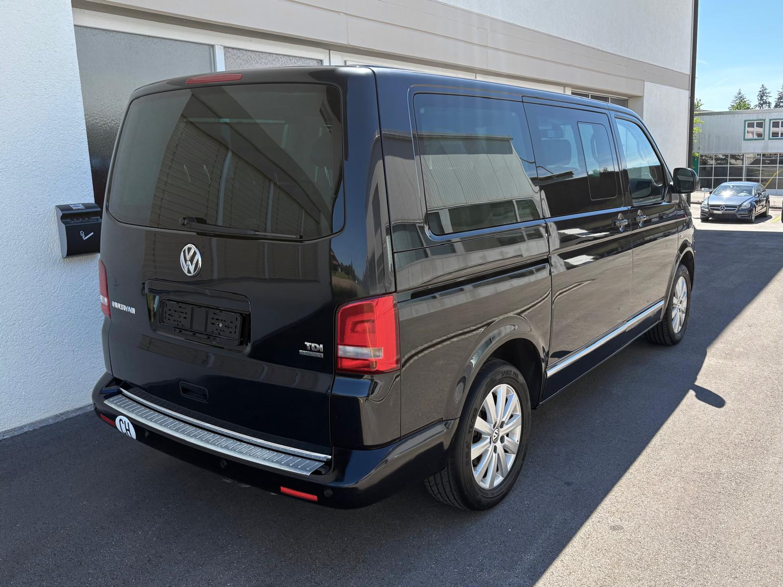 VW T5 Multivan 2.0 Bi-TDI Highline 4Motion DSG-image-2