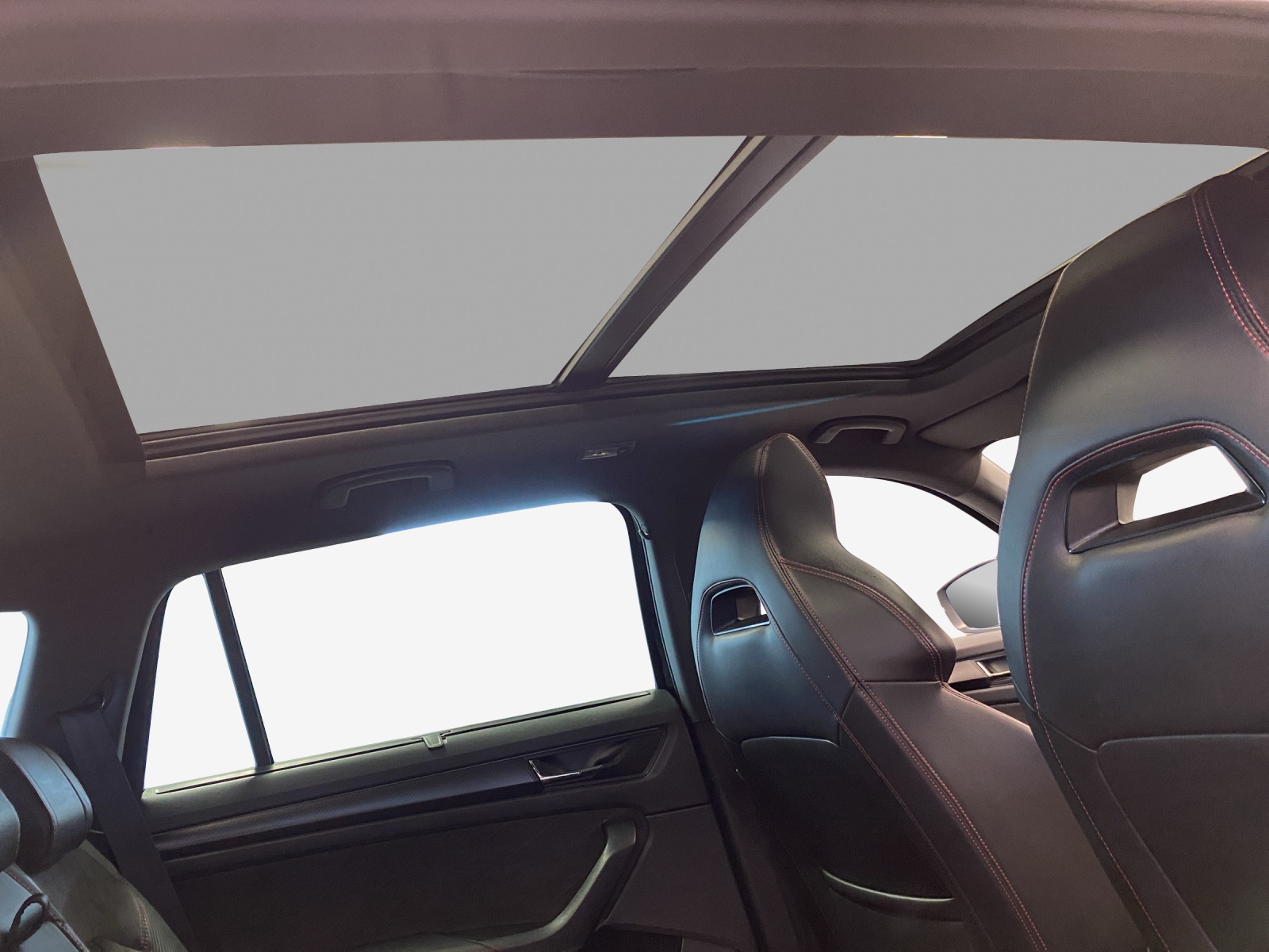 SKODA Kodiaq 2.0 Bi-TDI SCR RS 4x4 DSG-image-13