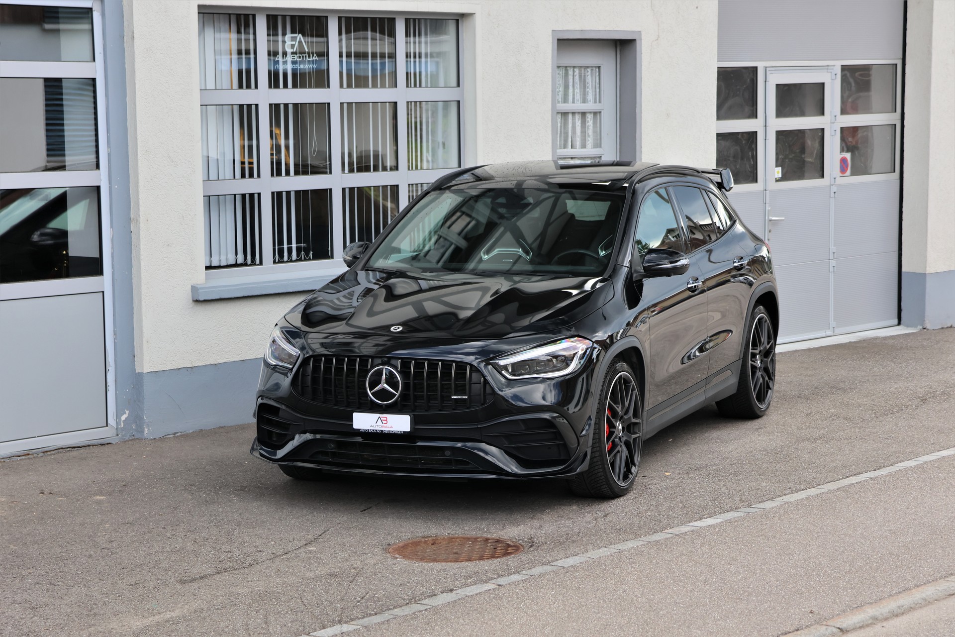 MERCEDES-BENZ GLA 45 S AMG 4Matic+ 8G-Speedshift DCT (CH)