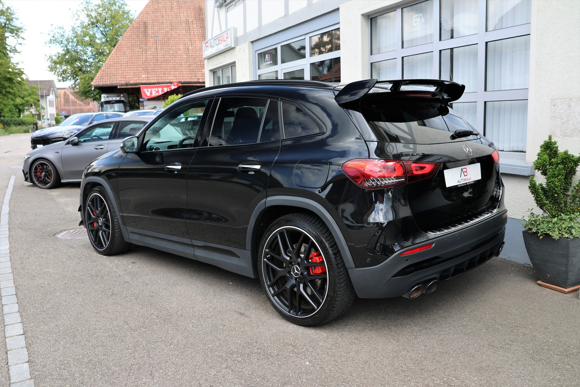 MERCEDES-BENZ GLA 45 S AMG 4Matic+ 8G-Speedshift DCT (CH)-image-6