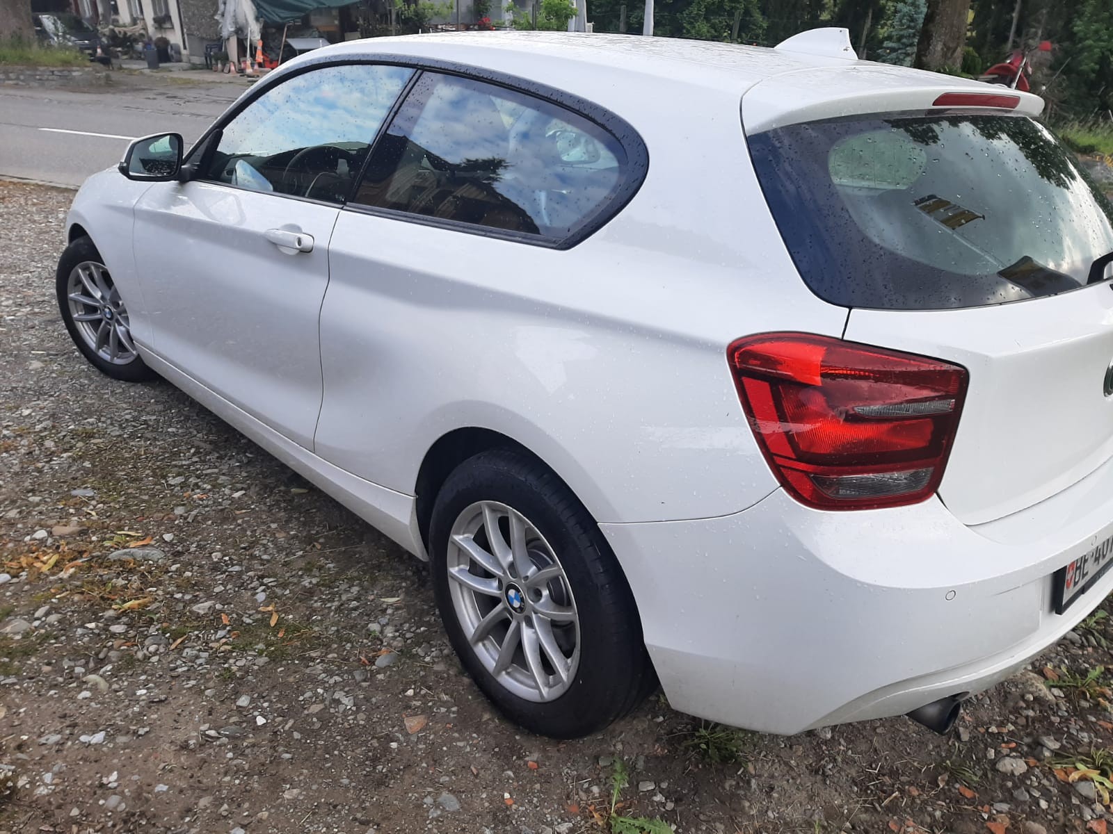 BMW 116i-image-1